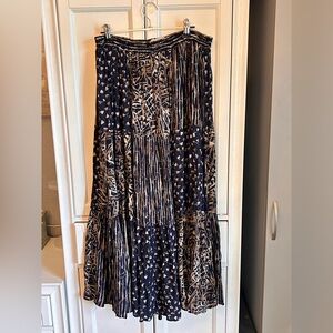 Large Vintage Black and Beige Boho Maxi Skirt y2k‎ Flowy, Indie, Boho Summer